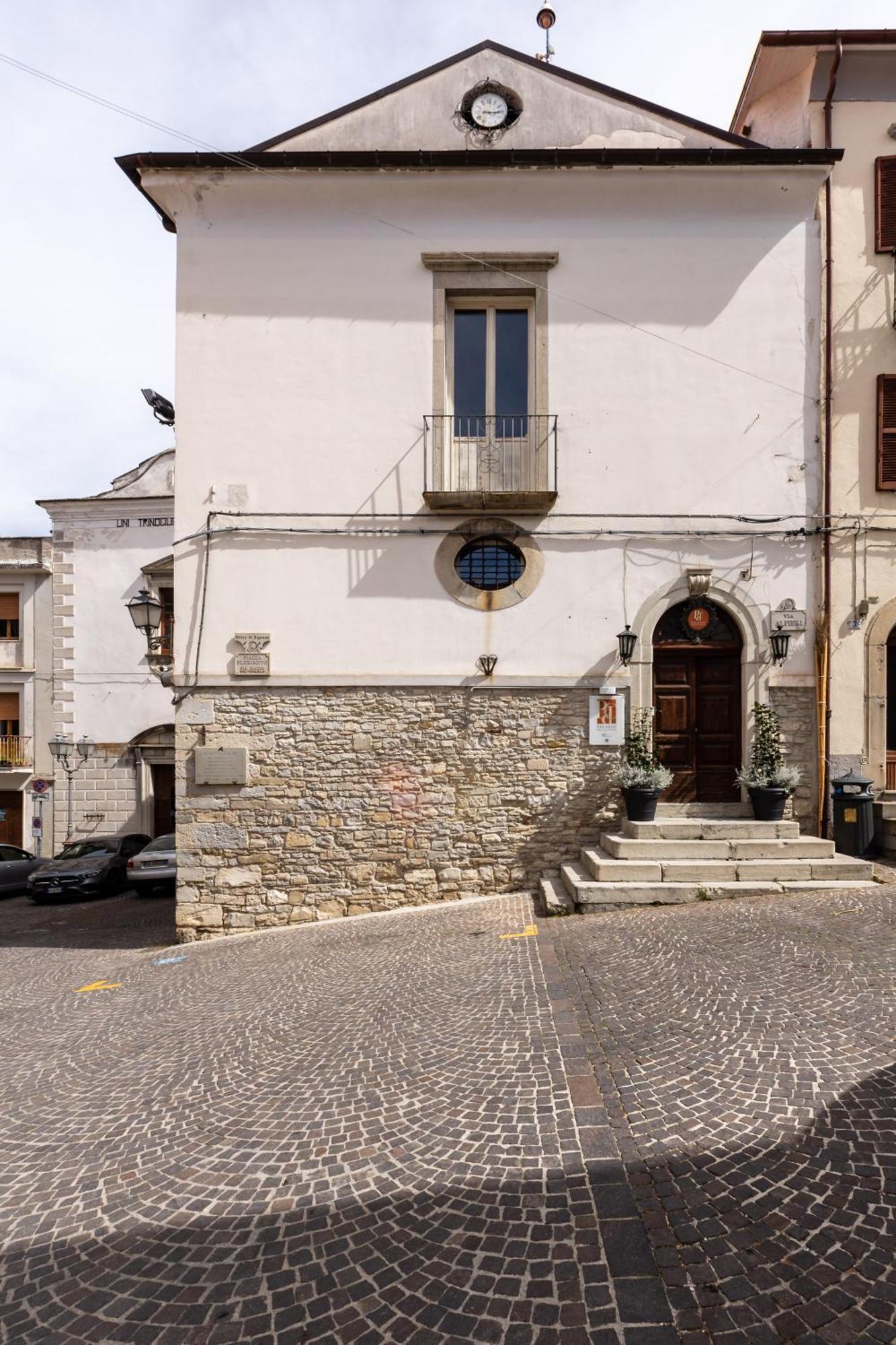 מלון אניונה Palazzo Della Citta מראה חיצוני תמונה